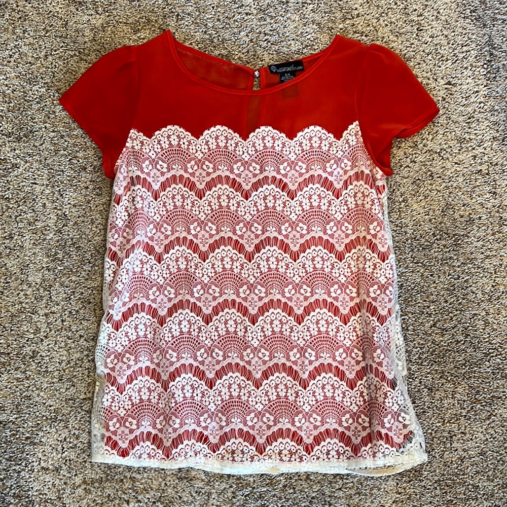 Contemporary Style Signature Studio Woman’s Shirt Size Small